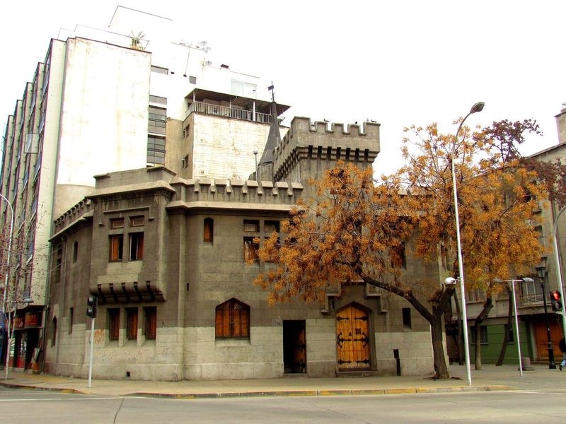 O Castillo Forestal, em Santiago