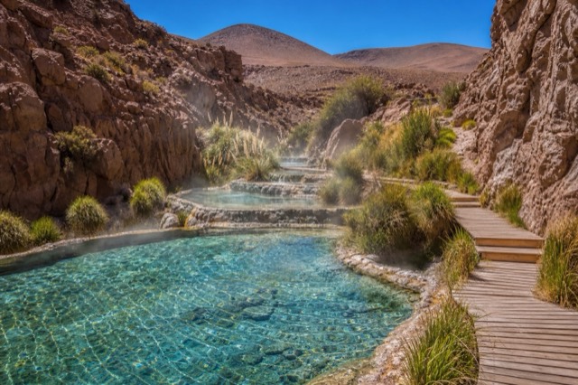 Termas de Puritama, paisagem do deserto do Atacama, no Chile