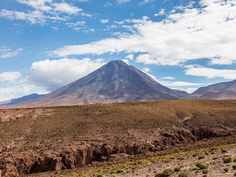 O vulcão Licancabur visto do lado chileno