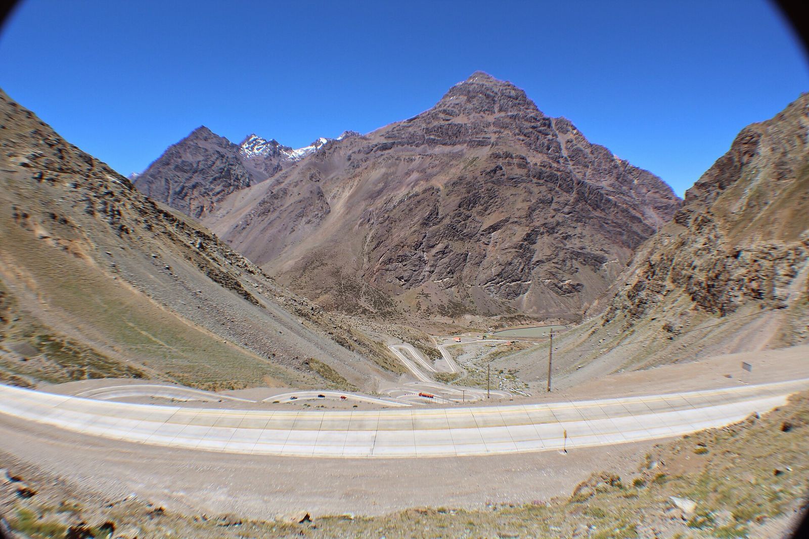 A estrada do Paso Los Libertadores, na fronteira entre Chile e Argentina
