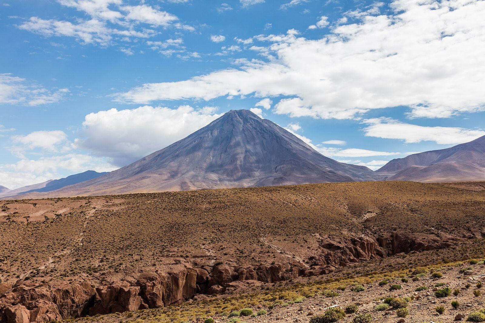 O vulcão Licancabur visto do lado chileno