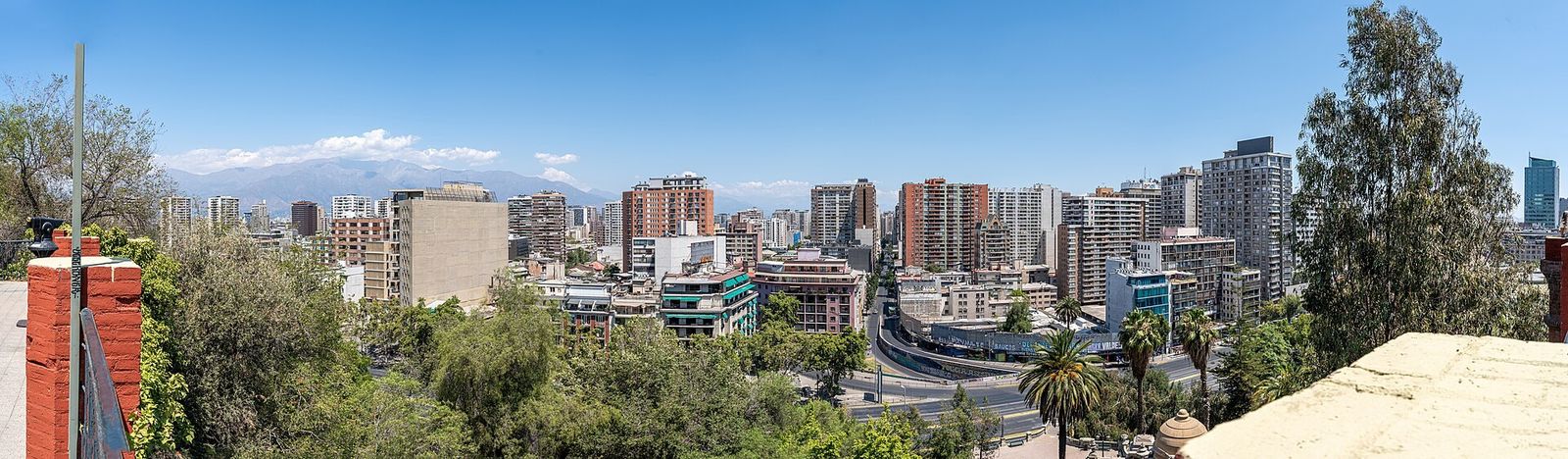 Vista de Santiago a partir do Cerro Santa Lucía
